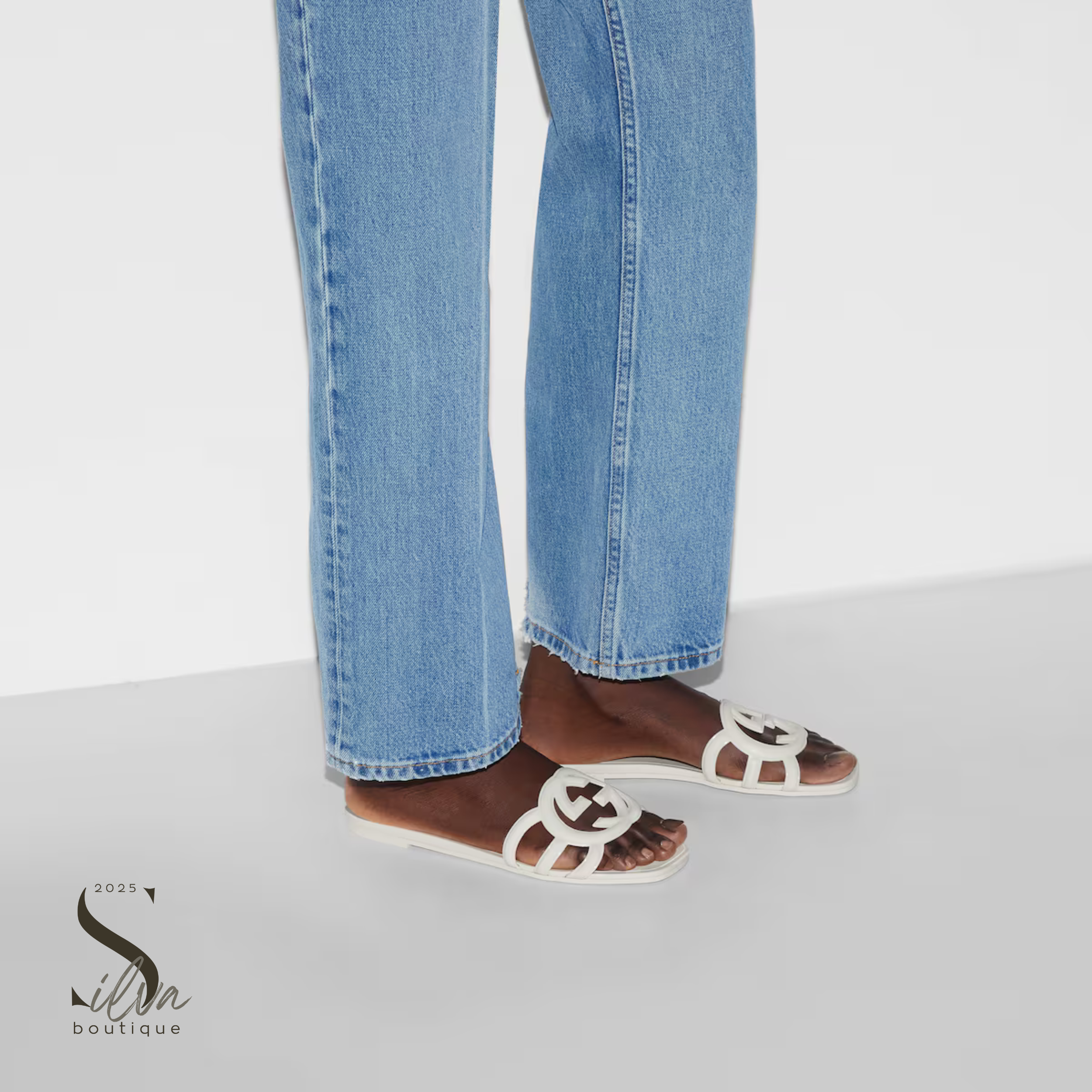 Silva Boutique | Slides Estive Bianco